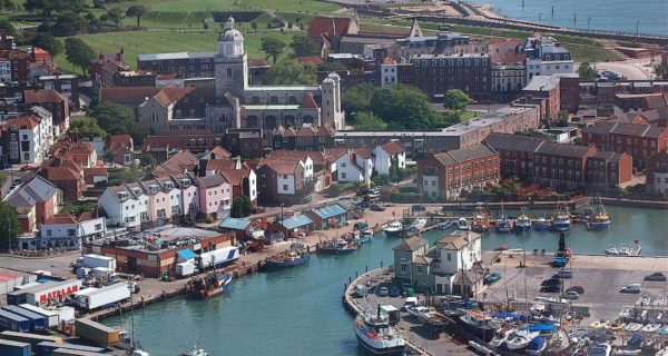 Portsmouth vs. Plymouth: A Traveler’s Comparison