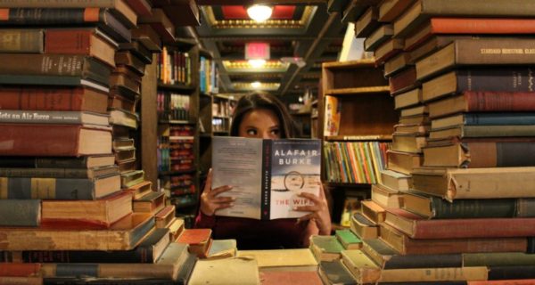 A Bibliophile’s Guide to Becoming a Librarian