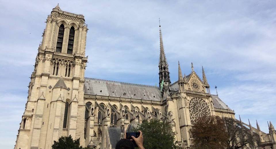 Notre-Dame-outside-1.jpg