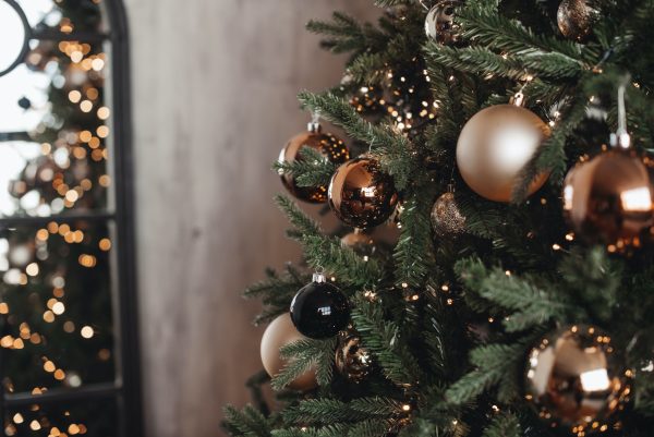 Decorating for Christmas – “What Can I Do?”