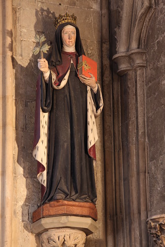 Etheldreda’s statue in the church of St. Etheldreda in Holborn, London. Courtesy of the church of St. Etheldreda http://www.stetheldreda.com/?page_id=6