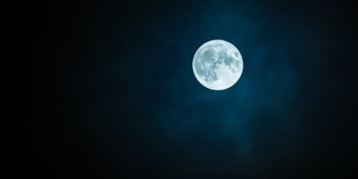 Full moon. Image by Robert Karkowski from Pixabay