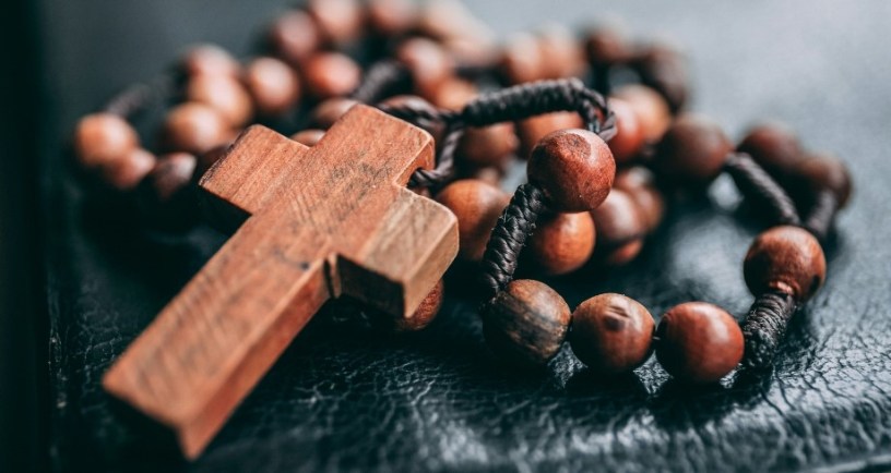 Catholic rosary beads to illustrate JRR Tolkien attitude to Catholic tradition