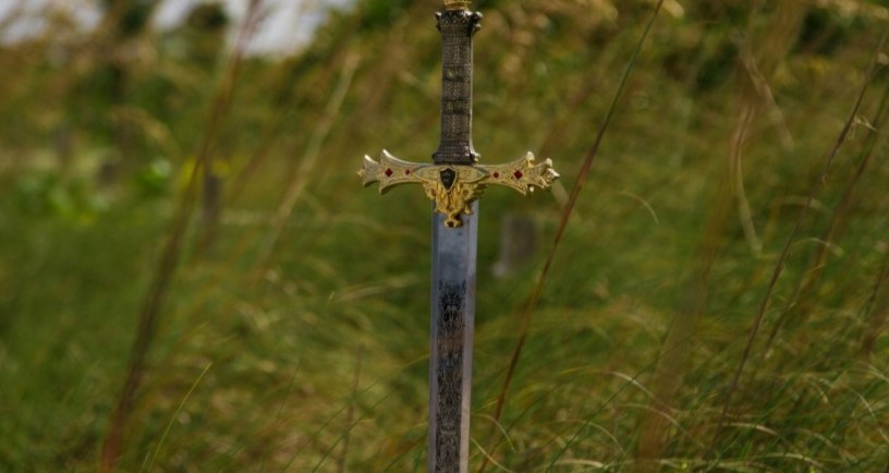 Sword. Photo by Ricardo Cruz/Unsplash