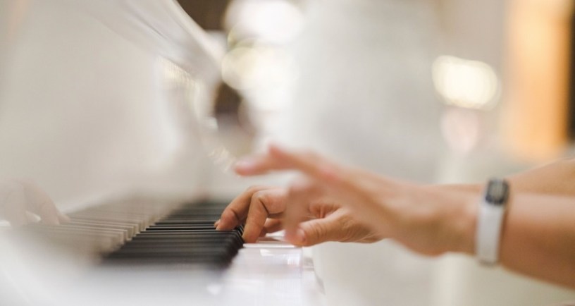 Photo Credit: Engin Akyurt/Pexels https://www.pexels.com/photo/hands-playing-piano-13667990/